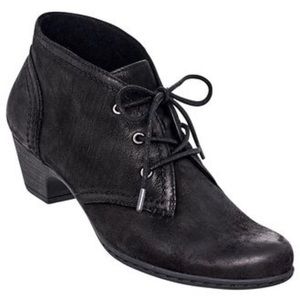 Women's Rockport Brynn Chukka Bootie SZ: 9
